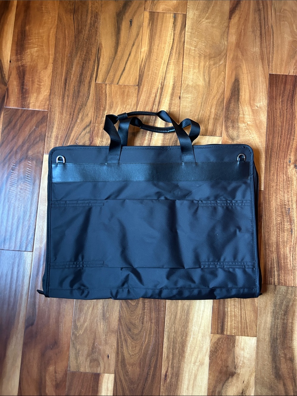 Samsonite Black Garment Bag with Carry Handles